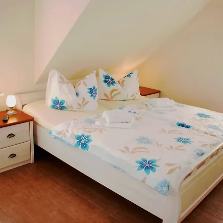 Selliner Ferienwohnung Mit Seeblic *