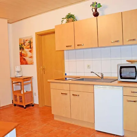 公寓 Selliner Ferienwohnung Mit Seeblic